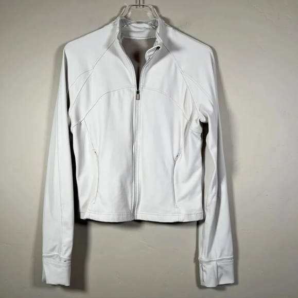 Lululemon NULU zip up - Picture 2 of 5